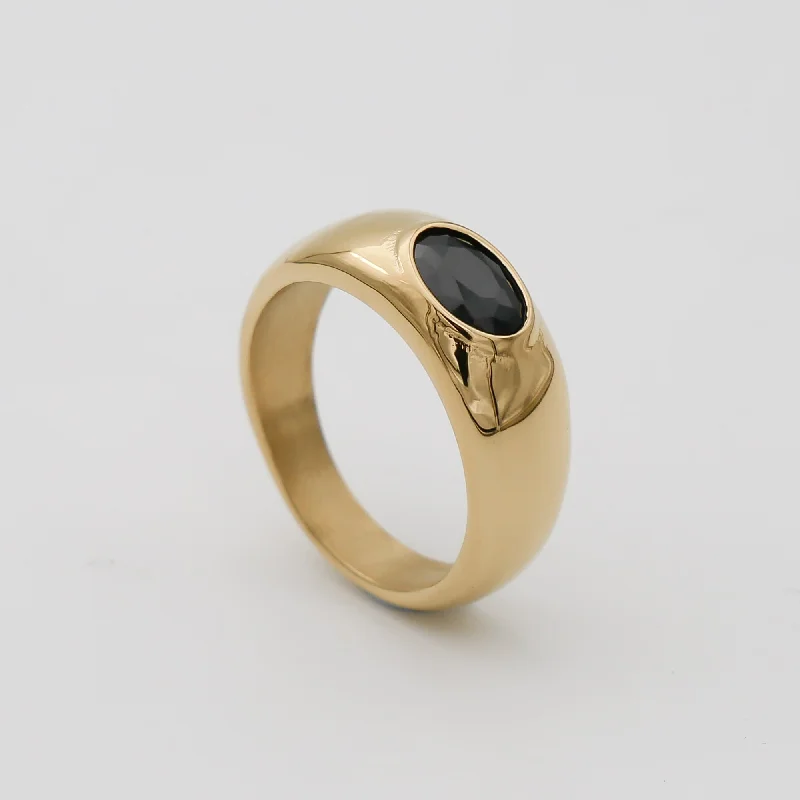 Exclusive Jewelry Markdowns – Limited-Time Offer Aurelia Onyx Signet Ring