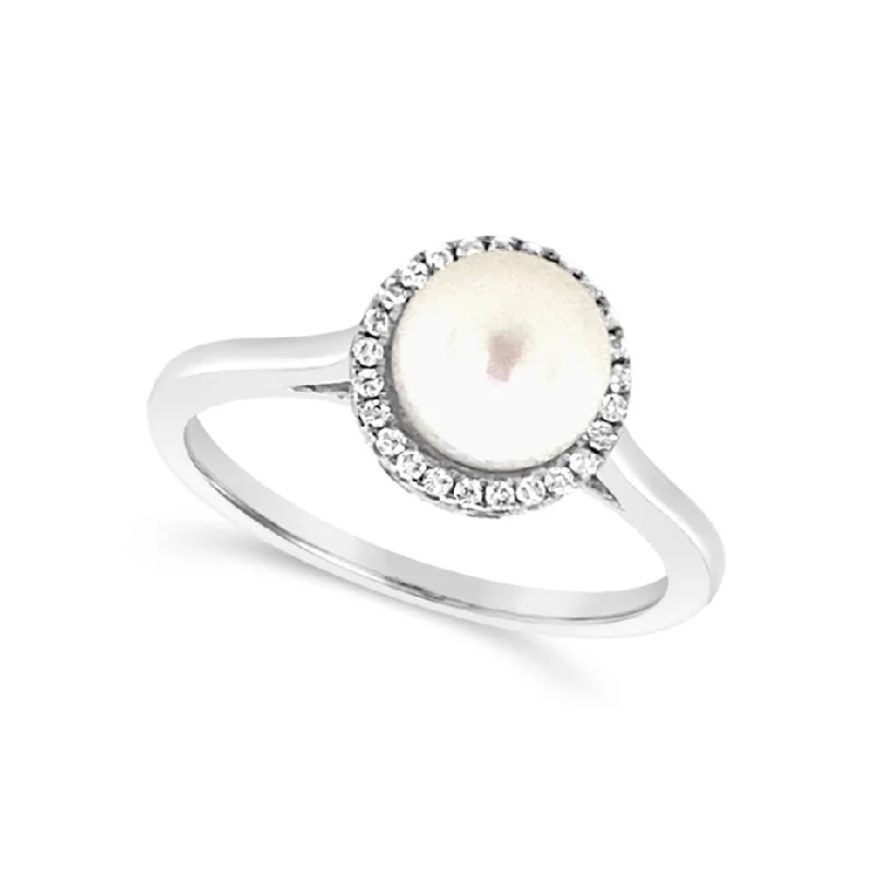Waterproof Stainless Steel Jewelry For Lasting Beauty Cultured Pearl and Diamond Halo Ring Waterproof Stainless Steel Jewelry For Lasting Beauty Cultured Pearl and Diamond Halo Ring