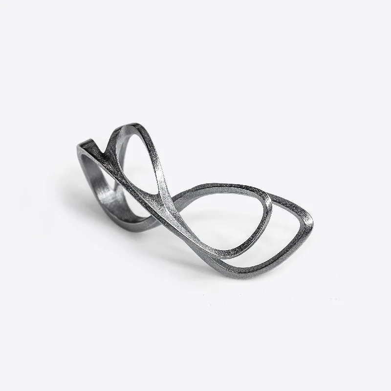 Personalized Jewelry Sale – Unique Gifts At Low Prices Mobius Stainless Steel Ring ─ Light