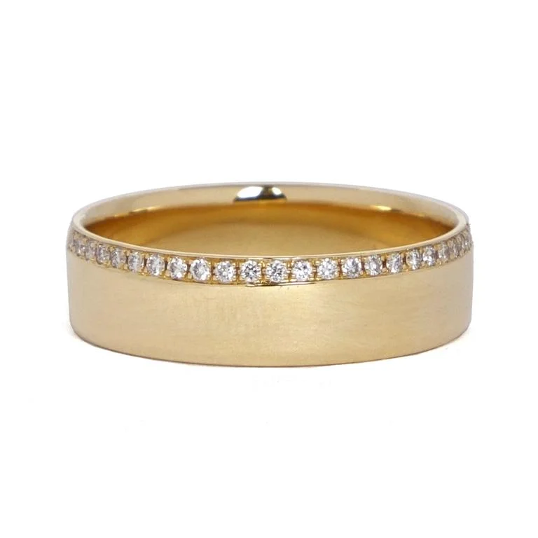 High-End Jewelry, Now More Affordable Than Ever Offset Pave Diamond Yellow Gold Band High-End Jewelry, Now More Affordable Than Ever Offset Pave Diamond Yellow Gold Band
