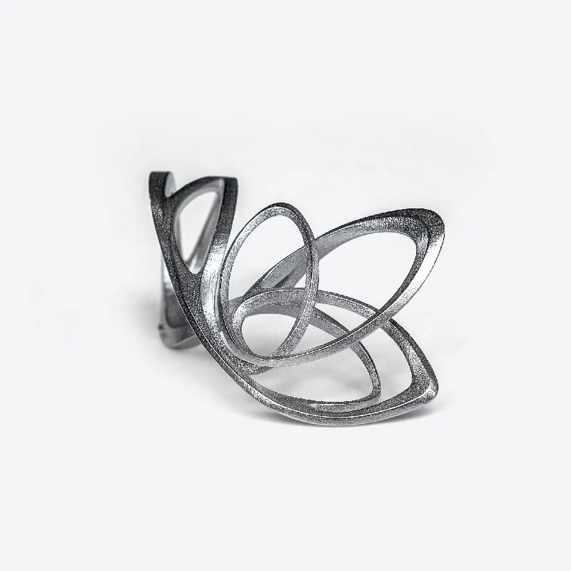 Once-A-Year Jewelry Deals – Shop Before They’Re Gone Papilio Stainless Steel Ring ─ Light Once-A-Year Jewelry Deals – Shop Before They’Re Gone Papilio Stainless Steel Ring ─ Light