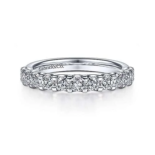 Affordable Luxury Jewelry – Style At A Great Price Diamond Ring