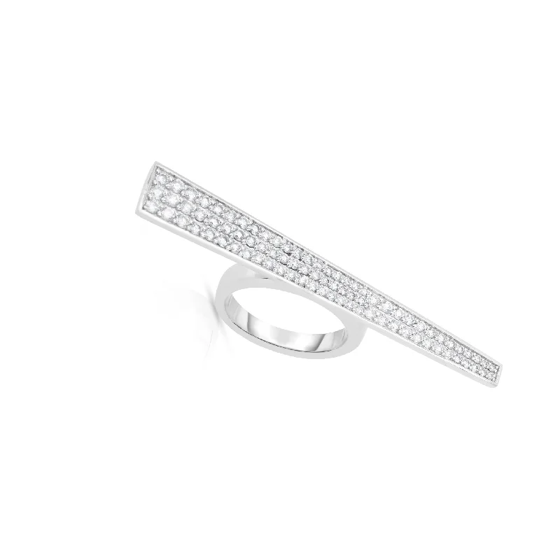 Grab Your Favorite Jewelry At The Lowest Prices Tapered Diamond Bar Design Ring