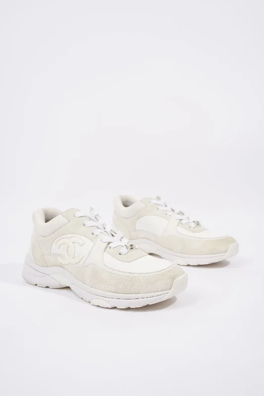 Affordable Shoe Fashion Chanel Womens CC Runners White / Cream EU 38.5 / UK 5.5