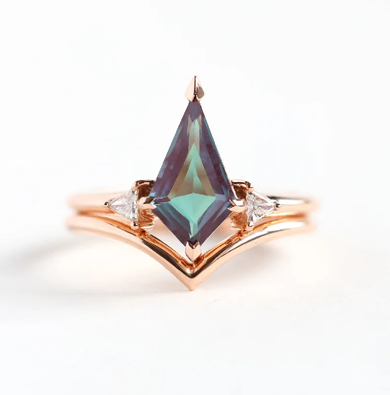Exclusive Gemstone Jewelry Markdowns – Shop Now Kite Alexandrite Ring Set With Chevron Band. Three Stone Engagement Ring Set Exclusive Gemstone Jewelry Markdowns – Shop Now Kite Alexandrite Ring Set With Chevron Band. Three Stone Engagement Ring Set
