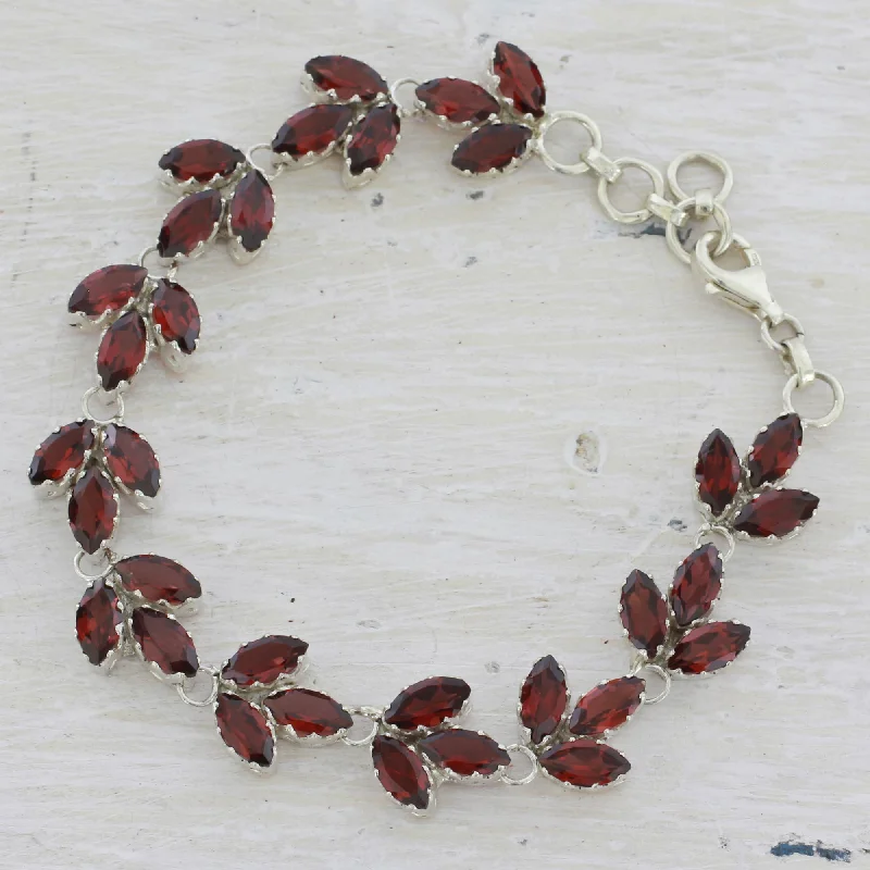 Limited-Time Offer On Elegant Jewelry Pieces Autumn Air Garnet and Sterling Silver Tennis Bracelet from India Limited-Time Offer On Elegant Jewelry Pieces Autumn Air Garnet and Sterling Silver Tennis Bracelet from India
