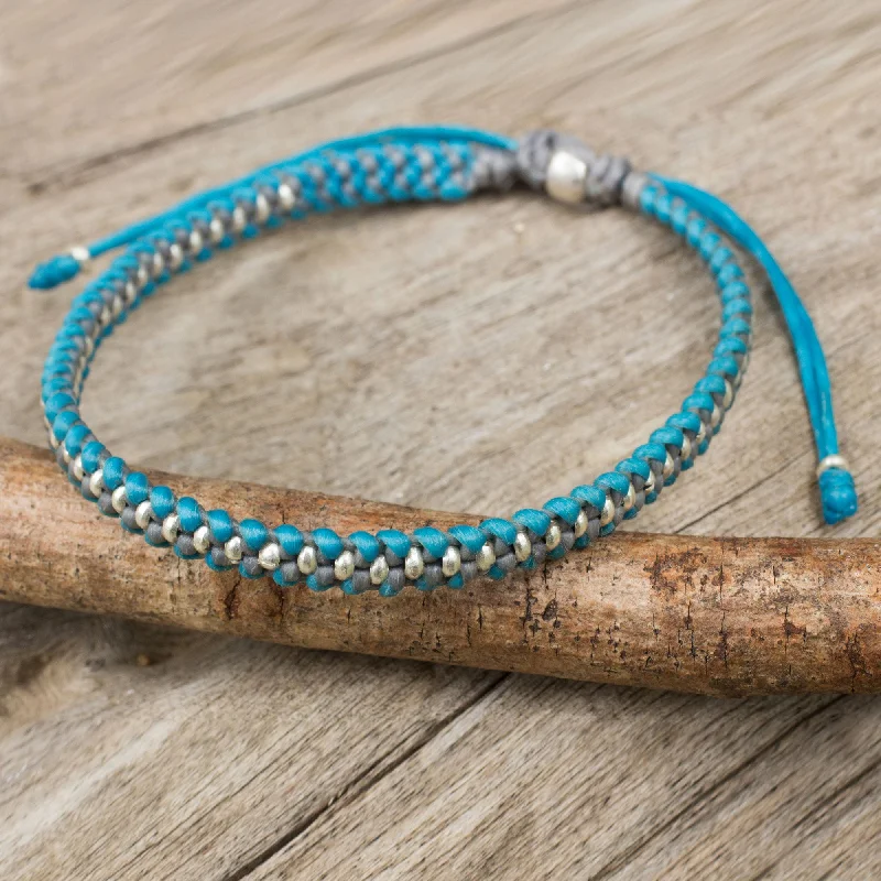Seasonal Jewelry Clearance – Best Styles At The Lowest Prices Blue Grey Progression Hand Knotted Macrame Bracelet with Hill Tribe Silver Beads Seasonal Jewelry Clearance – Best Styles At The Lowest Prices Blue Grey Progression Hand Knotted Macrame Bracelet with Hill Tribe Silver Beads