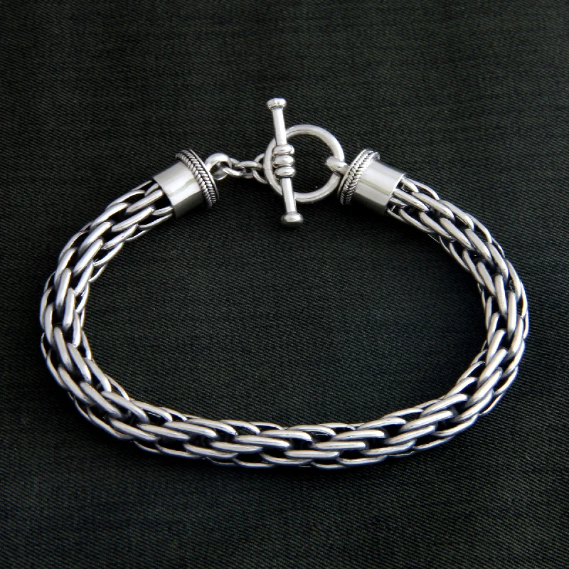 Dainty Floral Jewelry For Feminine Elegance Courage Sterling Silver Chain Bracelet from Indonesia Dainty Floral Jewelry For Feminine Elegance Courage Sterling Silver Chain Bracelet from Indonesia