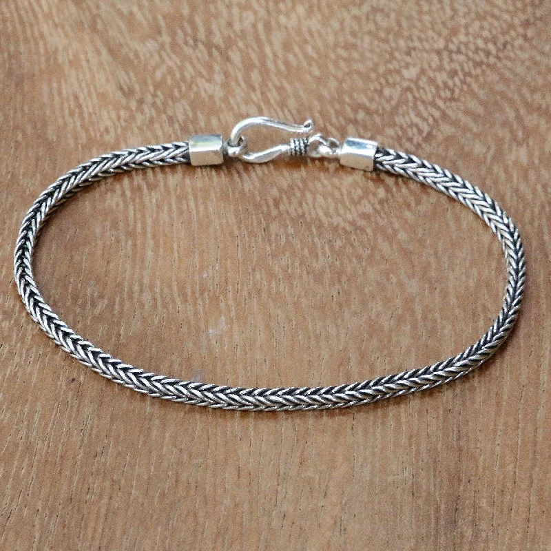 Seasonal Jewelry Deals – Elevate Your Style Dragon's Tail Hand Crafted Sterling Silver Chain Bracelet from Bali