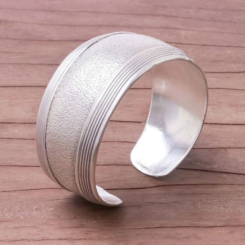 Your Dream Jewelry At Dream Prices Exotic Patterns Hill Tribe Crafted 925 Sterling Silver Cuff Bracelet Your Dream Jewelry At Dream Prices Exotic Patterns Hill Tribe Crafted 925 Sterling Silver Cuff Bracelet