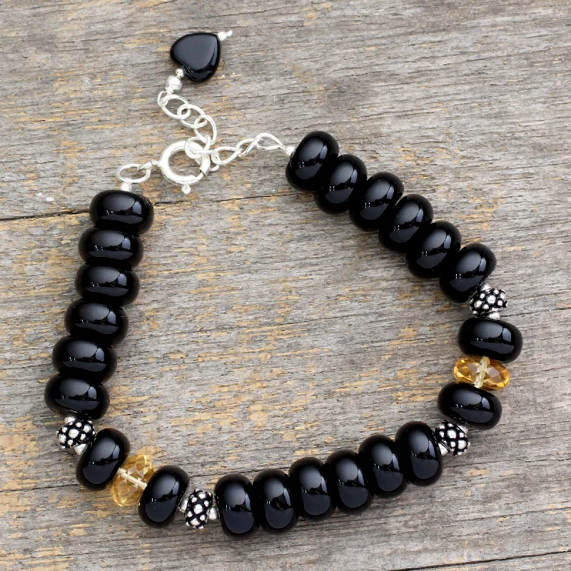 Romantic Heart-Shaped Jewelry For Special Gifts Heart Style Fair Trade Beaded Onyx Bracelet Romantic Heart-Shaped Jewelry For Special Gifts Heart Style Fair Trade Beaded Onyx Bracelet