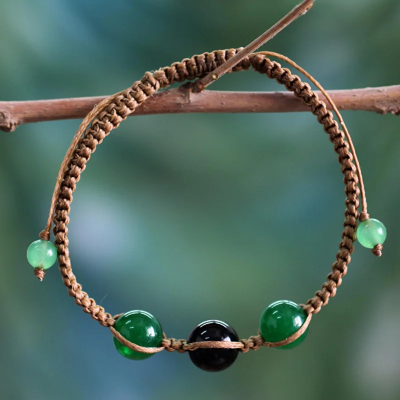Dainty And Elegant Jewelry Now At Reduced Prices Protective Tranquility Green and Black Onyx Hand-braided Shambhala-style Bracelet Dainty And Elegant Jewelry Now At Reduced Prices Protective Tranquility Green and Black Onyx Hand-braided Shambhala-style Bracelet