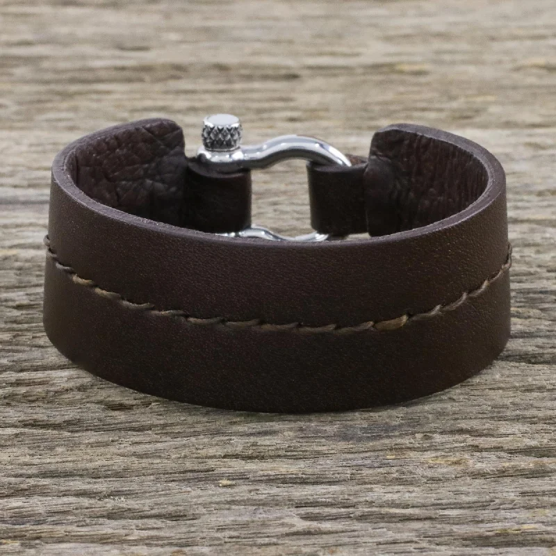 Limited-Time Offer On Elegant Jewelry Pieces Rugged Femme Rugged Women's Brown Leather Bracelet with Shackle Clasp Limited-Time Offer On Elegant Jewelry Pieces Rugged Femme Rugged Women's Brown Leather Bracelet with Shackle Clasp