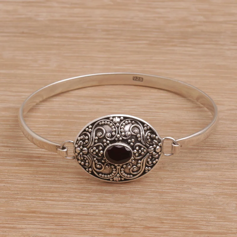 Exclusive Gemstone Jewelry At Special Prices Tender Love One Carat Oval Garnet and Silver Bangle Bracelet Exclusive Gemstone Jewelry At Special Prices Tender Love One Carat Oval Garnet and Silver Bangle Bracelet