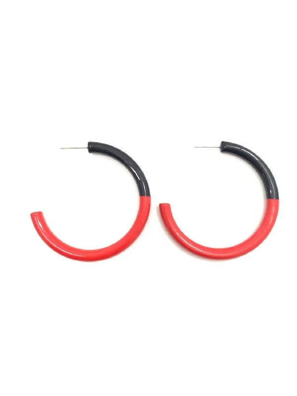Once-A-Year Jewelry Deals – Shop Before They’Re Gone Women's Game Day Hoops Earrings In Black And Red Once-A-Year Jewelry Deals – Shop Before They’Re Gone Women's Game Day Hoops Earrings In Black And Red