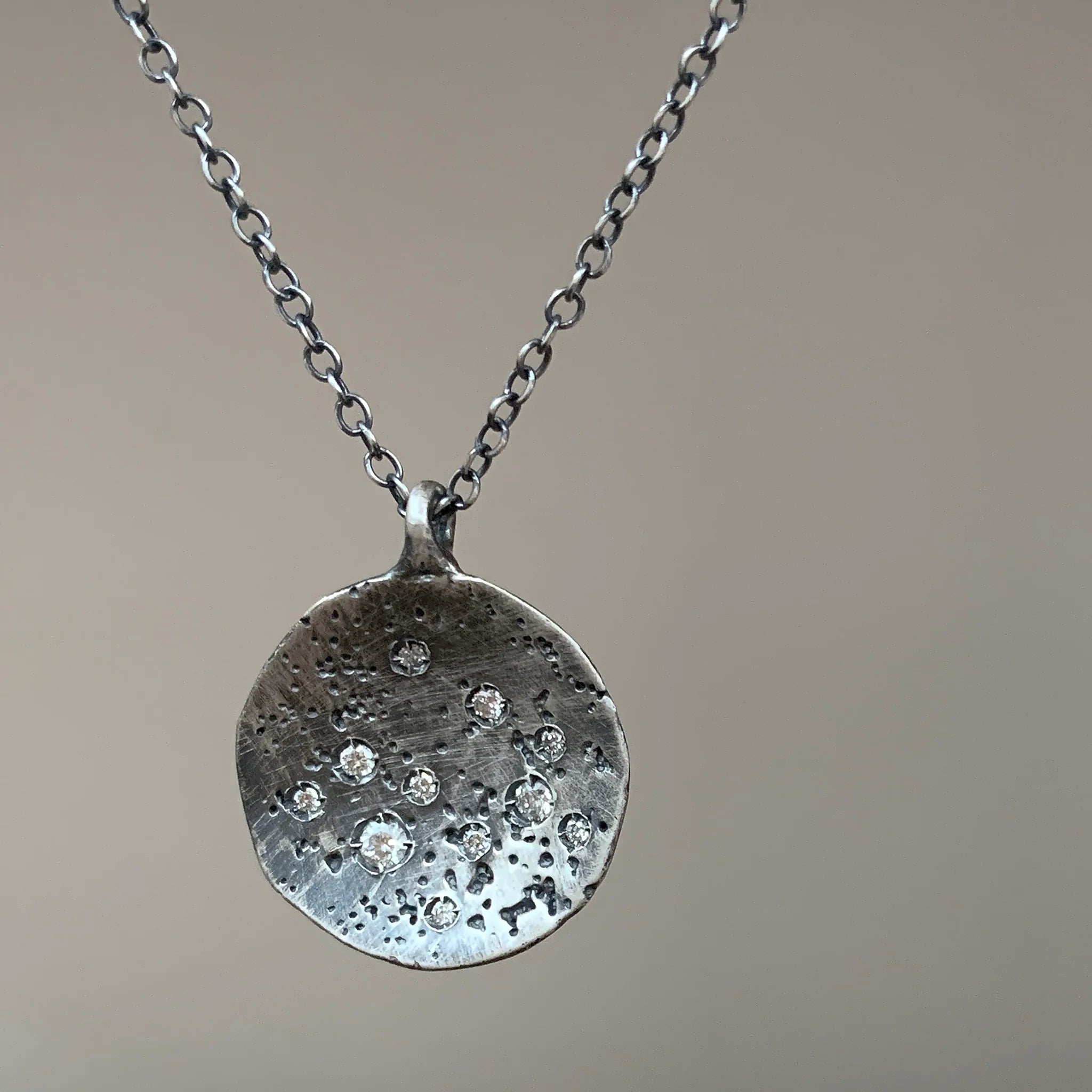 High-End Sparkle, Low-End Prices – Jewelry Sale Live Small Rock Scatter Necklace - Silver + Diamonds High-End Sparkle, Low-End Prices – Jewelry Sale Live Small Rock Scatter Necklace - Silver + Diamonds