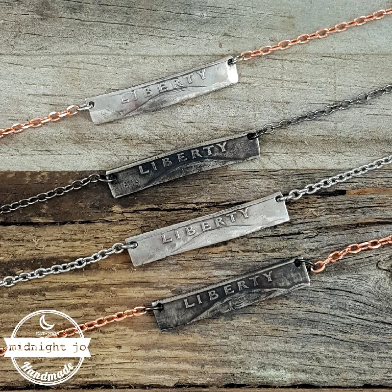 Discounted Jewelry For A Glamorous Look Liberty Quarter Coin Bar Necklace