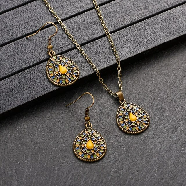 Fashion-Forward Jewelry At Incredible Prices Beautiful Yellow Rustic Tear Drop Earring and Necklace Set Fashion-Forward Jewelry At Incredible Prices Beautiful Yellow Rustic Tear Drop Earring and Necklace Set