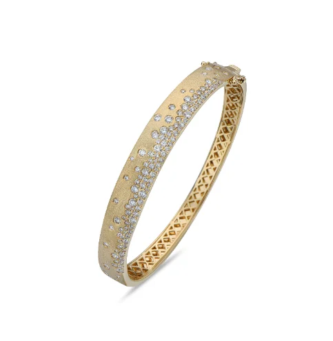 Dazzle In Elegance With Our Biggest Jewelry Sale Celebration Bangle Diamond Bracelet in 14K Yellow Gold (.83ctw) Dazzle In Elegance With Our Biggest Jewelry Sale Celebration Bangle Diamond Bracelet in 14K Yellow Gold (.83ctw)