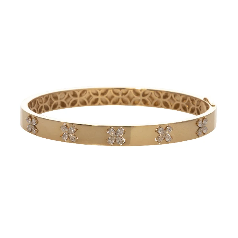Personalized Jewelry Sale – Unique Pieces At Great Prices Pear Diamond Flower 14K Yellow Gold Bangle Personalized Jewelry Sale – Unique Pieces At Great Prices Pear Diamond Flower 14K Yellow Gold Bangle