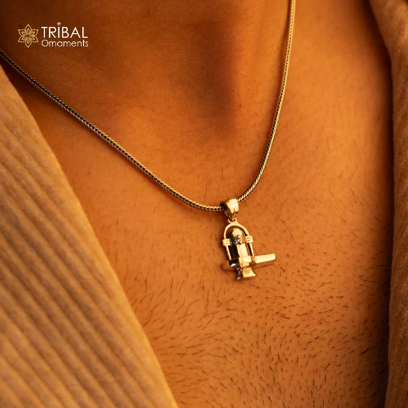 Affordable Luxury Jewelry – Style At A Great Price 925 sterling silver amazing designer Hindu idol Lord Shiva lingam pendant, excellent gifting unisex locket pendant customized jewelry ssp864 Affordable Luxury Jewelry – Style At A Great Price 925 sterling silver amazing designer Hindu idol Lord Shiva lingam pendant, excellent gifting unisex locket pendant customized jewelry ssp864