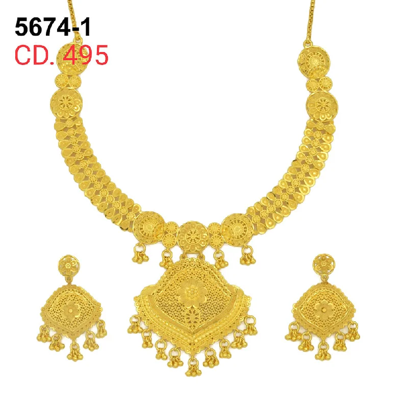Get The Sparkle You Love At Prices You Adore MR Jewellery Forming Gold Plated Necklace Set Get The Sparkle You Love At Prices You Adore MR Jewellery Forming Gold Plated Necklace Set