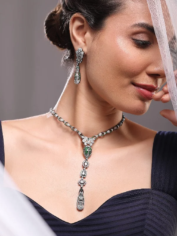 Customized Silver Jewelry For Unique Style Rubans Silver-Plated Emerald Green & AAA Cubic Zirconia Studded Drop Necklace Set with Floral Detailing Customized Silver Jewelry For Unique Style Rubans Silver-Plated Emerald Green & AAA Cubic Zirconia Studded Drop Necklace Set with Floral Detailing