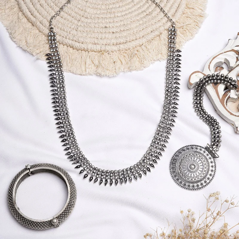 Exclusive Jewelry Sale – Sparkle For Less Teejh Abhirami Silver Oxidised Jewelry Gift Set Exclusive Jewelry Sale – Sparkle For Less Teejh Abhirami Silver Oxidised Jewelry Gift Set