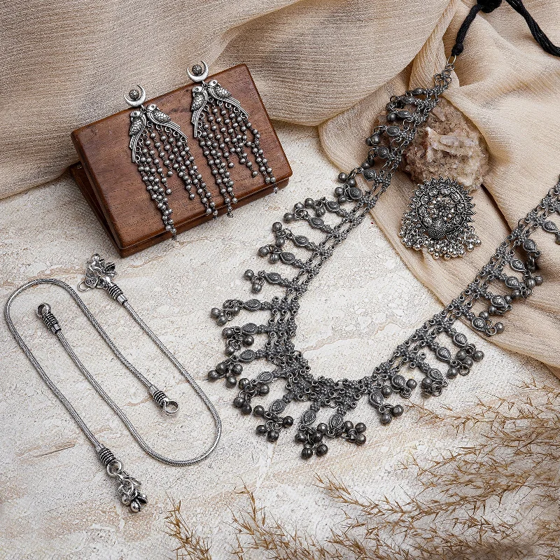 Clearance Sale On High-End Jewelry Collections Teejh Ahilya Silver Oxidised Jewelry Gift Set Clearance Sale On High-End Jewelry Collections Teejh Ahilya Silver Oxidised Jewelry Gift Set