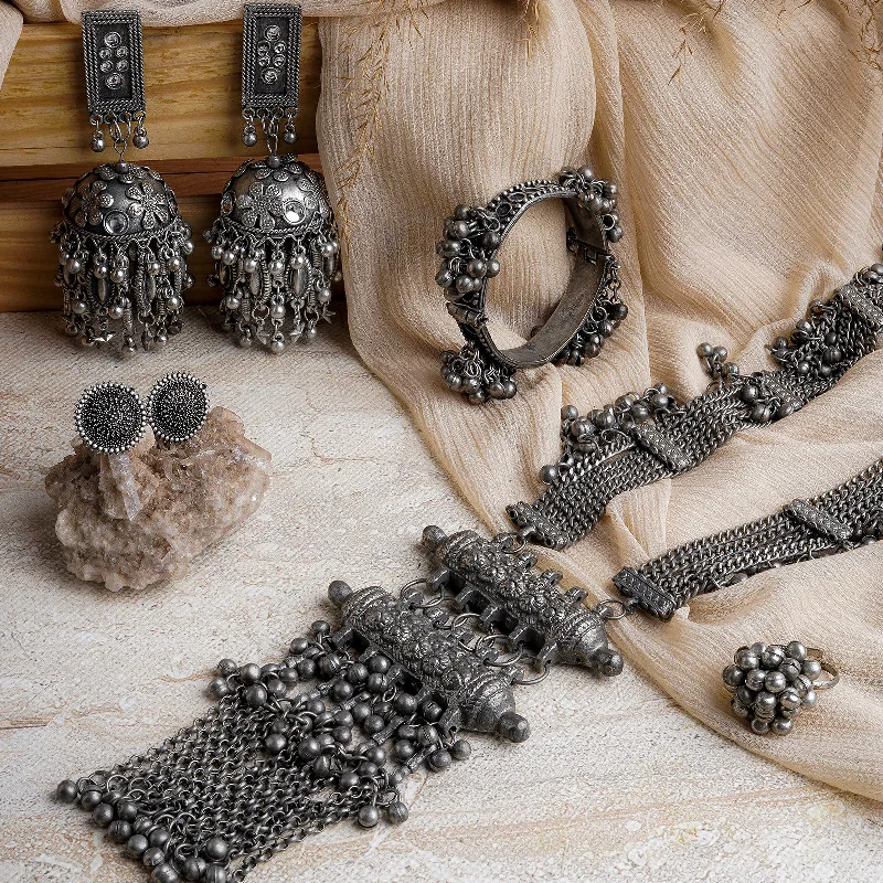 Special Offers On Handcrafted And Designer Jewelry Teejh Alankrita Silver Oxidised Jewelry Gift Set Special Offers On Handcrafted And Designer Jewelry Teejh Alankrita Silver Oxidised Jewelry Gift Set
