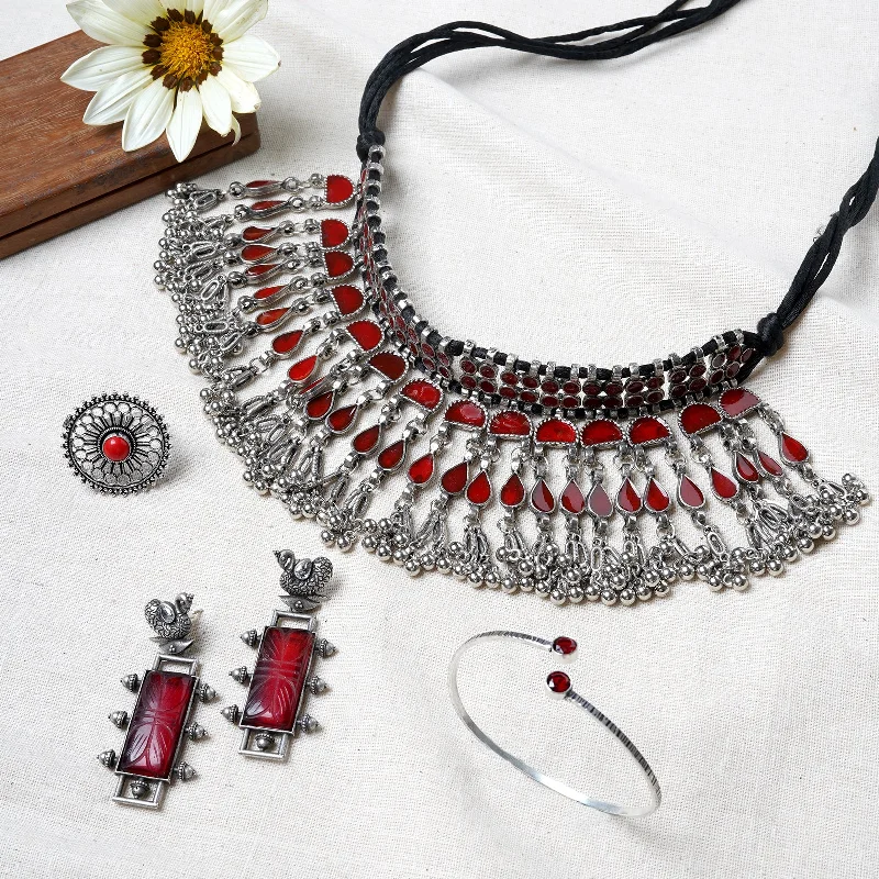 Luxury Jewelry Sale – Elegant Styles At Unbeatable Prices Teejh Bela Red Stone Silver Oxidised Jewelry Gift Set Luxury Jewelry Sale – Elegant Styles At Unbeatable Prices Teejh Bela Red Stone Silver Oxidised Jewelry Gift Set