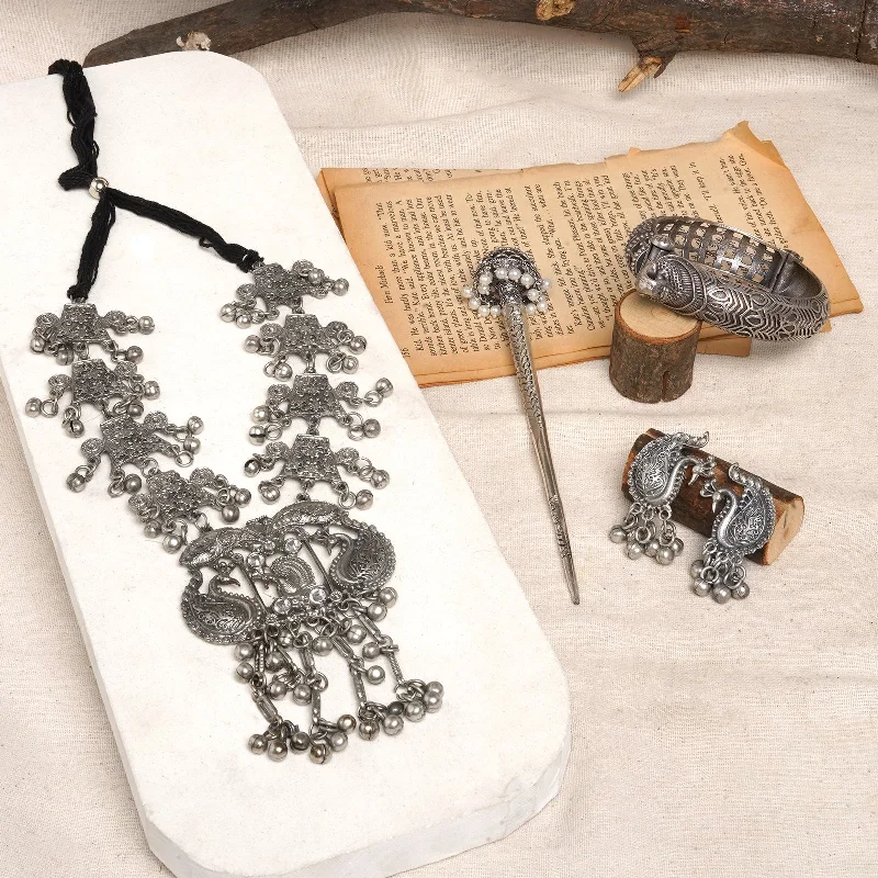 The Perfect Accessory For Less – Jewelry Sale Live Teejh Chittoor Oxidised Silver Jewellery Gift Set The Perfect Accessory For Less – Jewelry Sale Live Teejh Chittoor Oxidised Silver Jewellery Gift Set