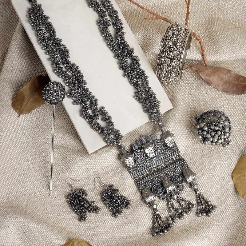 Everyday Jewelry Essentials Now On Sale Teejh Chola Oxidised Silver Jewellery Gift Set Everyday Jewelry Essentials Now On Sale Teejh Chola Oxidised Silver Jewellery Gift Set