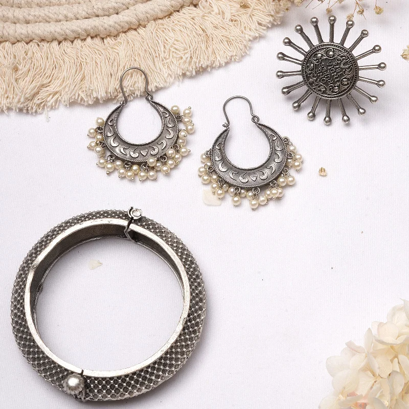 Exclusive Jewelry Sale – Shine For Less Teejh Padnui Silver Oxidised Jewelry Gift Set Exclusive Jewelry Sale – Shine For Less Teejh Padnui Silver Oxidised Jewelry Gift Set