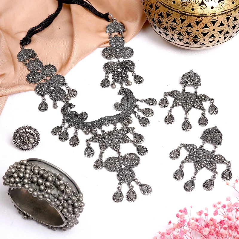 Luxury Meets Affordability – Jewelry Sale Now Live Teejh Shya Silver Oxidised Jewelry Gift Set Luxury Meets Affordability – Jewelry Sale Now Live Teejh Shya Silver Oxidised Jewelry Gift Set
