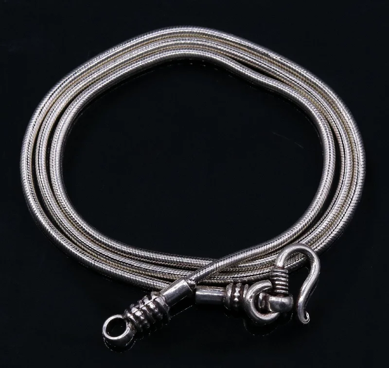 Fashion-Forward Jewelry At Incredible Prices 925 Sterling silver 22" handmade vintage snake chain flexible solid screw chain necklace antique design unisex jewelry Rajasthan india ch31 Fashion-Forward Jewelry At Incredible Prices 925 Sterling silver 22" handmade vintage snake chain flexible solid screw chain necklace antique design unisex jewelry Rajasthan india ch31