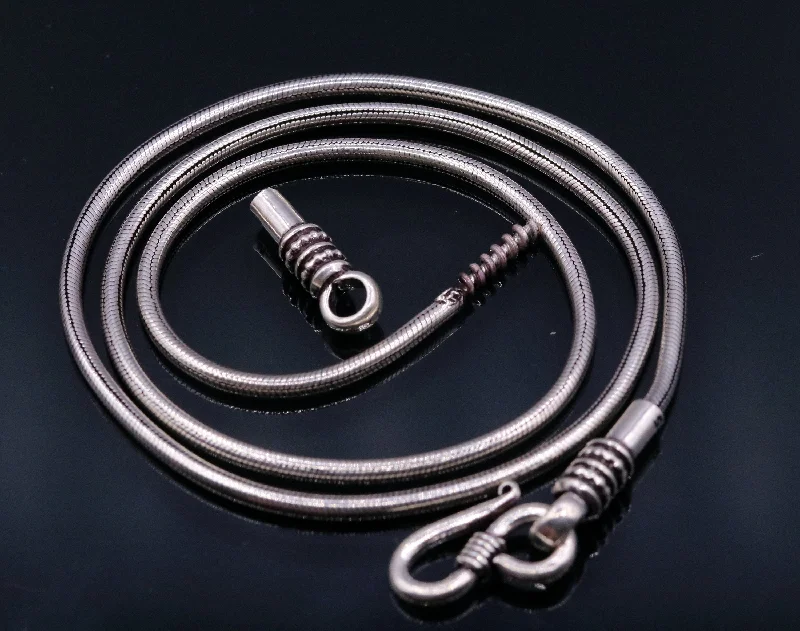 Affordable Luxury Jewelry For Every Occasion 925 sterling silver vintage handmade Solid silver snake chain ,18 inches long screw chain solid antique pendant chain necklace jewelry ch43 Affordable Luxury Jewelry For Every Occasion 925 sterling silver vintage handmade Solid silver snake chain ,18 inches long screw chain solid antique pendant chain necklace jewelry ch43