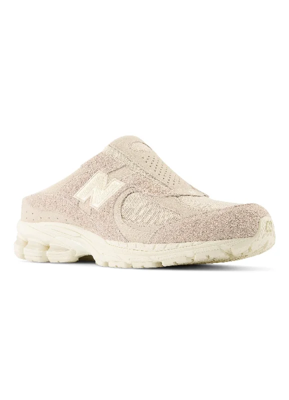 Fresh Styles, Fresh Deals 2002 Sneaker - Calm Taupe