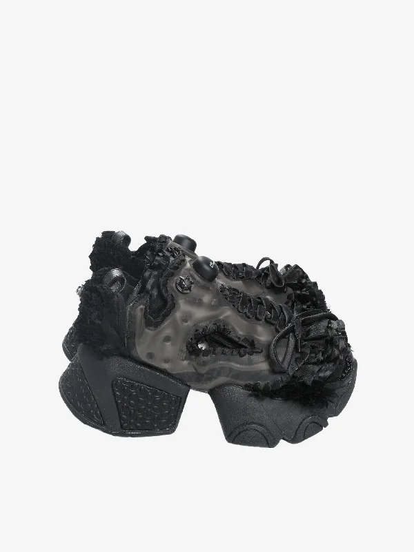 Modern Chic Discounts NOIR KEI NINOMIYA X REEBOK - Women Instapump Fury Sneaker