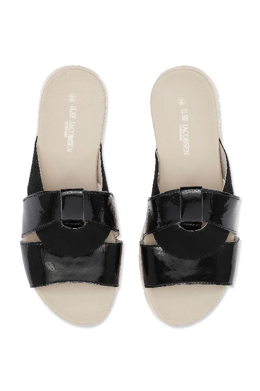 Fashionable Casual Footwear Offers Tulip 1265L Sandals Black