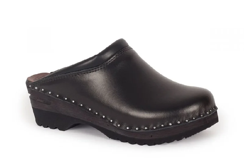 Comfortable Slip-On Shoes Troentorp Clogs Women's Monet Black