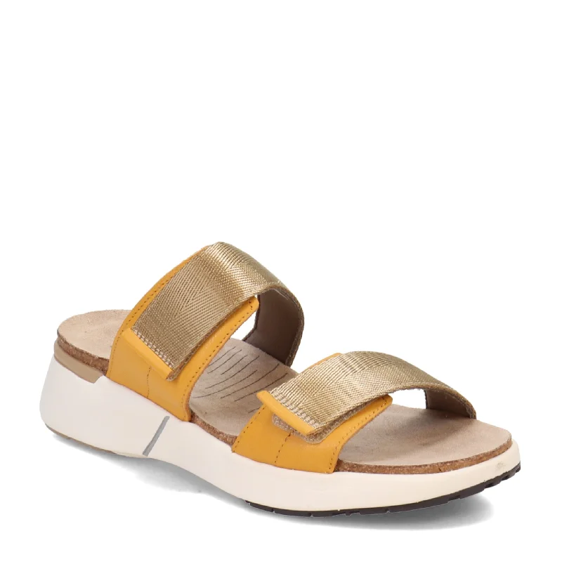 Modern Casual Shoes Women's Naot, Calliope Sandal