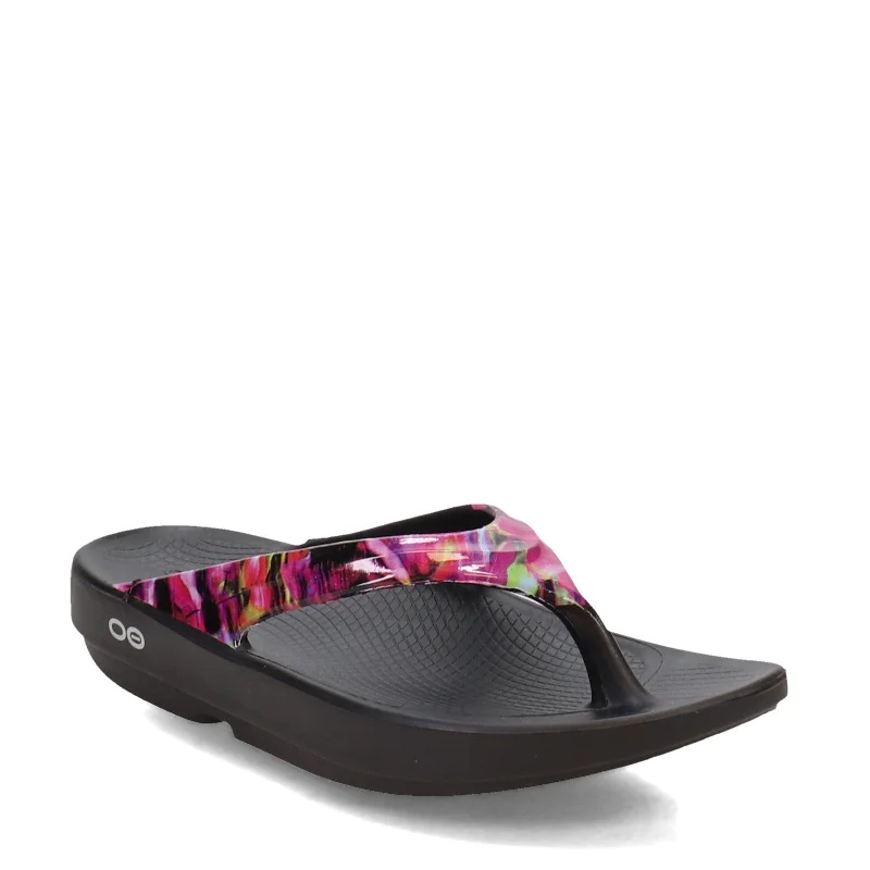 Bold Fashion Footwear Women's Oofos, OOlala Sandal