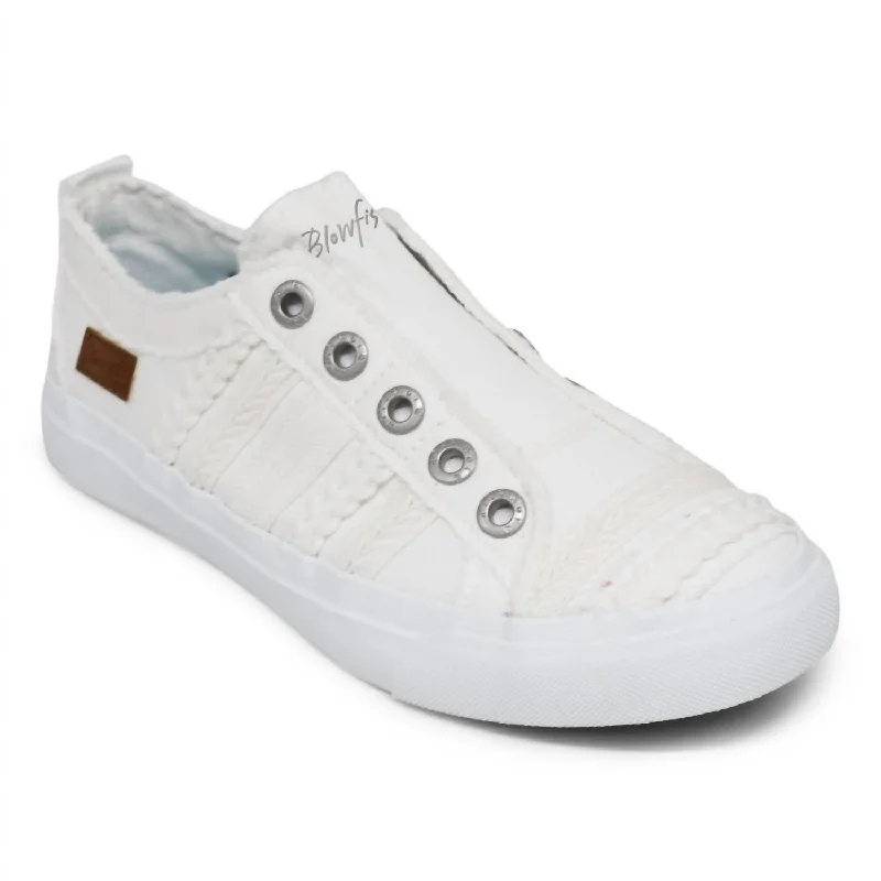 Chic Trend Collection Parlane Sneakers In White