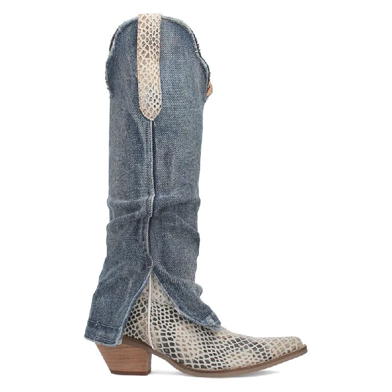 Unleash Your Style Shabby Lizard Print Snip Toe Cowboy Boots