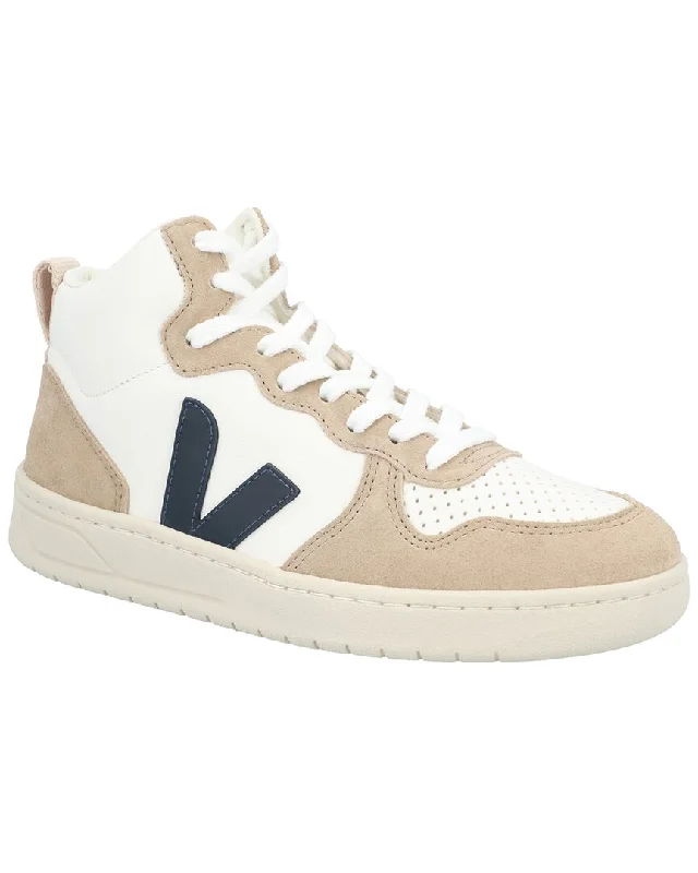 Don't Miss Out VEJA V-15 Leather Sneaker