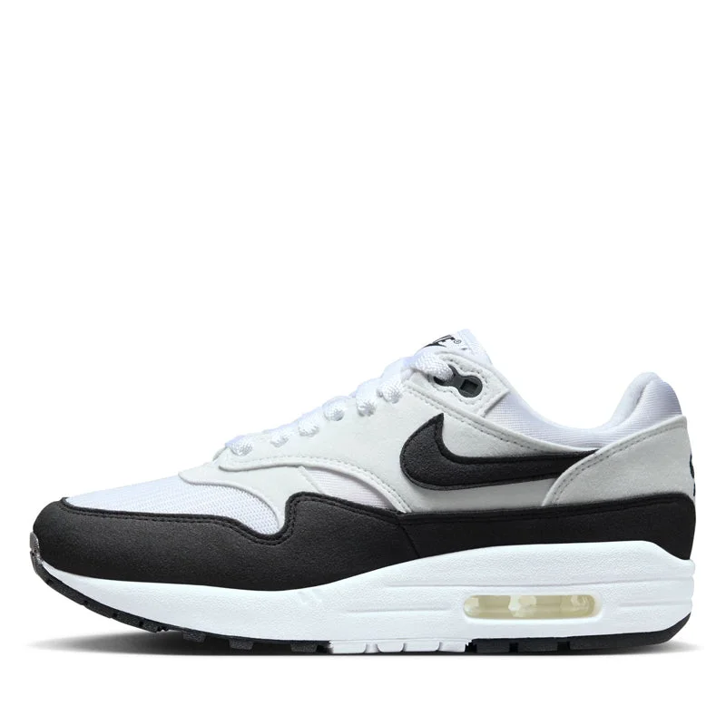 Comfortable Walking Shoes Women's Nike Air Max 1 - White/Black