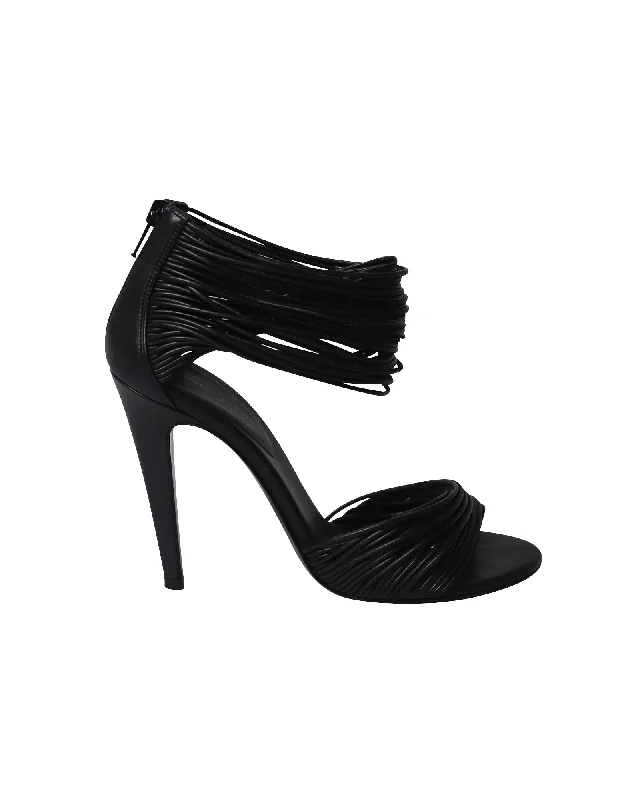 Walking Comfort Shoes Bottega Veneta Strappy High Heel Sandals in Black Leather