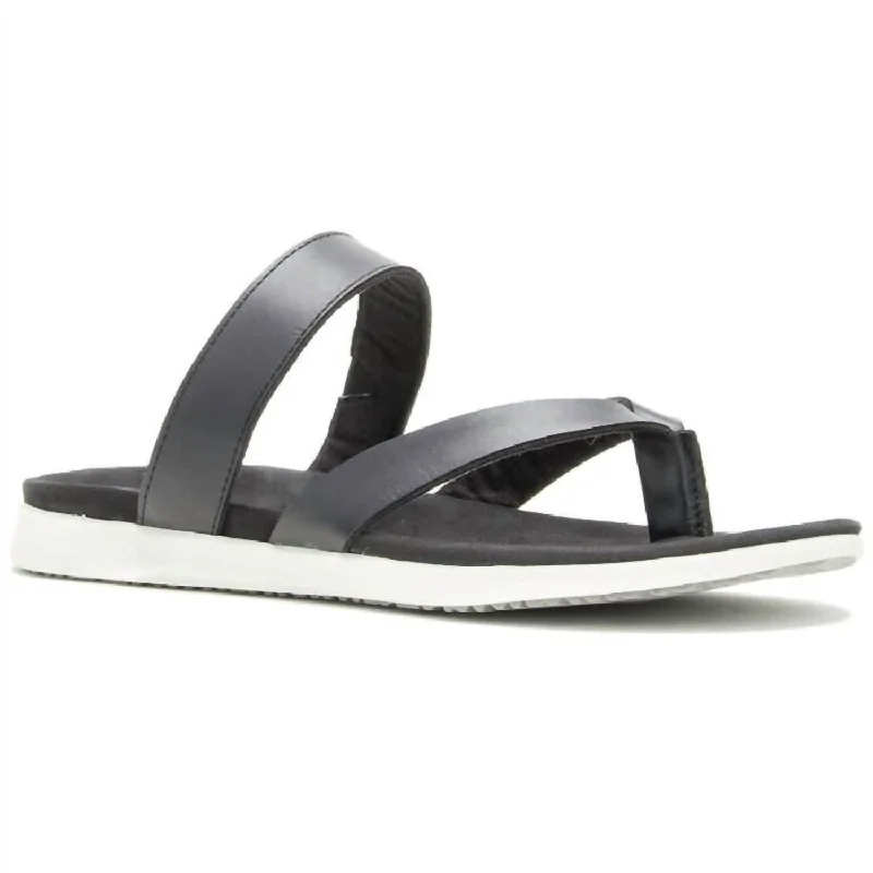 Seasonal Fashion Cara Flip Sandals In Black