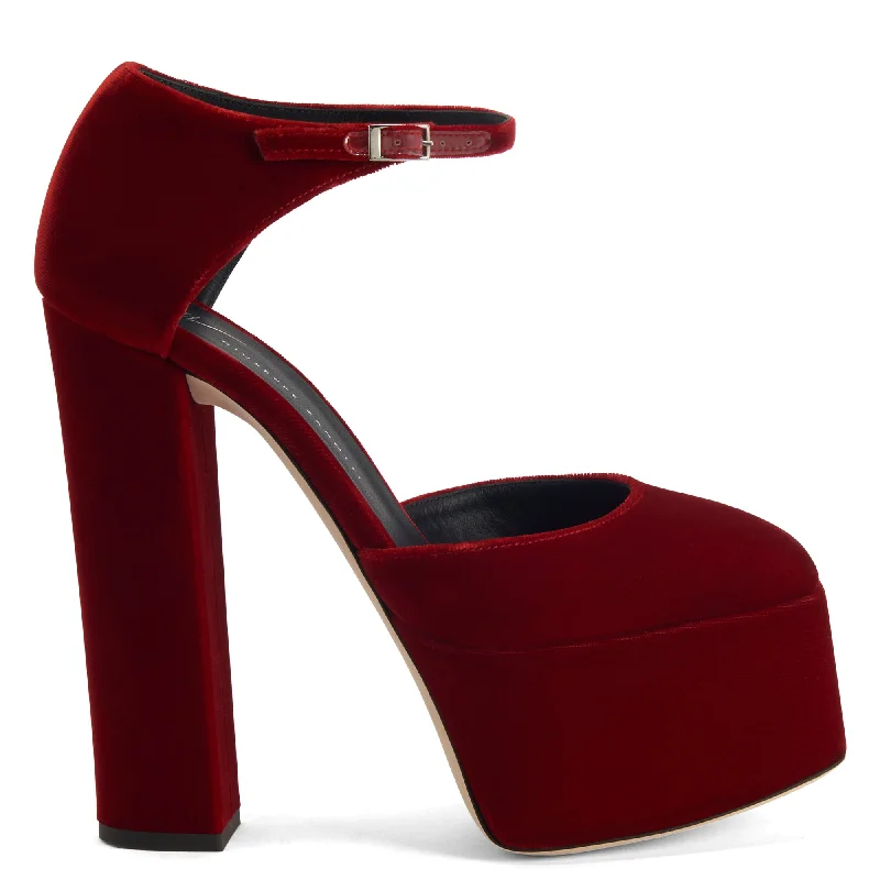 Slip-Resistant Footwear Promotion Giuseppe Zanotti Bebe